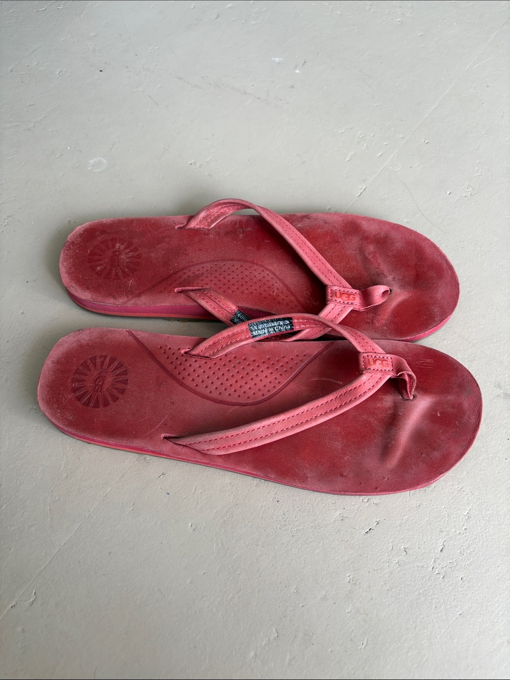 UGG Women's Coral Pink Flip Flop Sandals